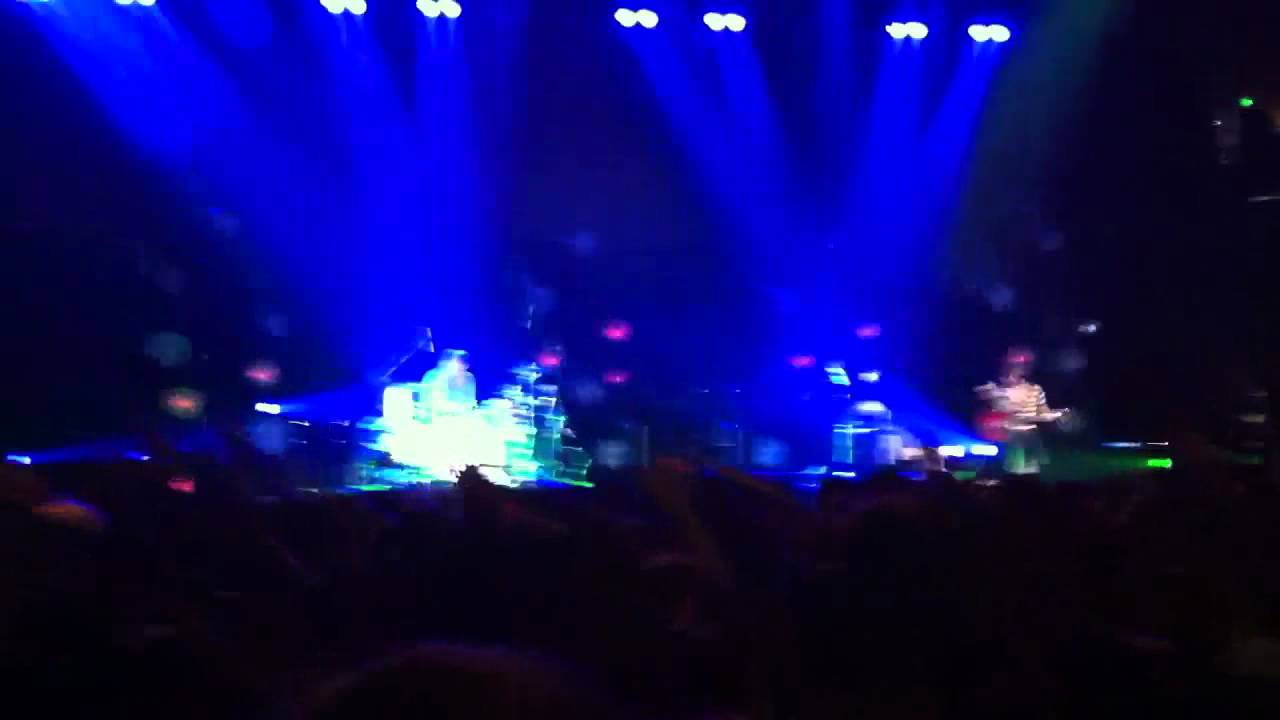 The Black Keys March 23rd Norfolk - YouTube