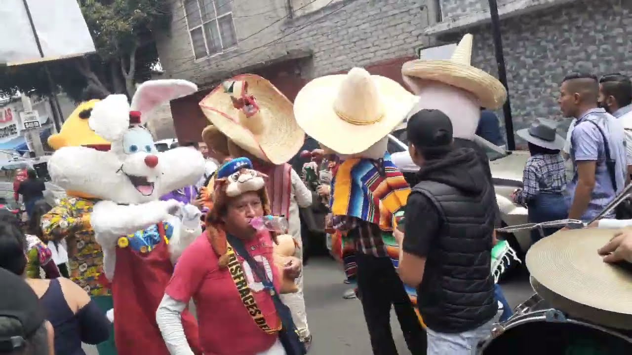 Banda Pequeños De Mi Pueblo - La Roncona/El Cable/Cumbia Del Soldado En San Sebastian Tecoloxtitlan
