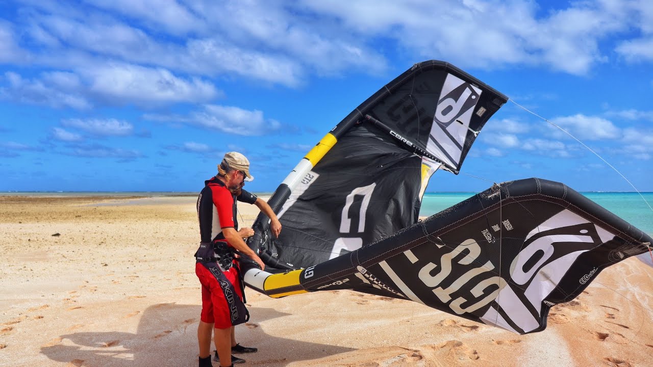 Heading to Makemo & the captain learns to kite! – EP 137 – Sailing Seatramp
