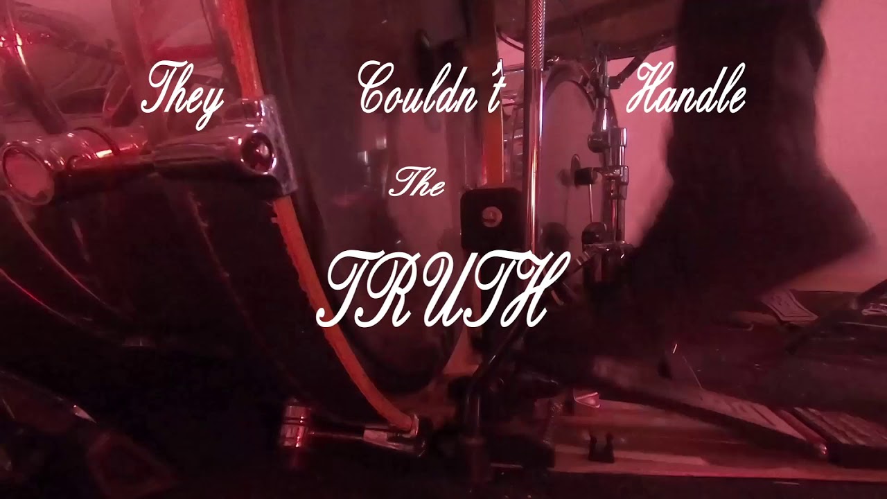 Locust Grove-Truth (Official Lyric Video) auf YouTube ansehen Locust Grove-Truth (Official Lyric Video) auf YouTube ansehen