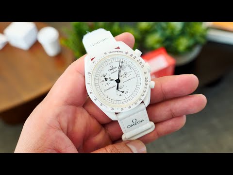 Omega x Swatch Snoopy MoonSwatch Mission to the Moonphase Unboxing
