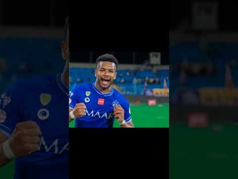 العب يا هلال جمهورك وراك هز الملعب كلو هلالي