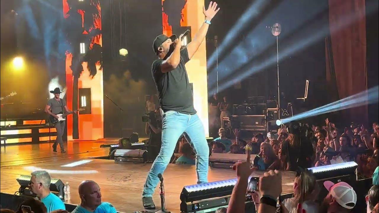 Luke Bryan "One Margarita" 7723 at Merriweather Post Pavilion in