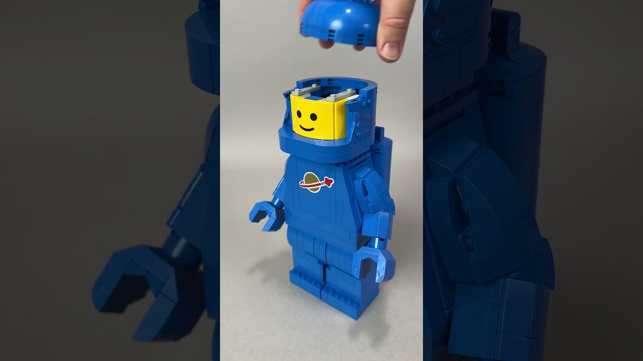 LEGO 40921 Up-Scaled Blue Astronaut 🚀 #lego #legospace #astronaut