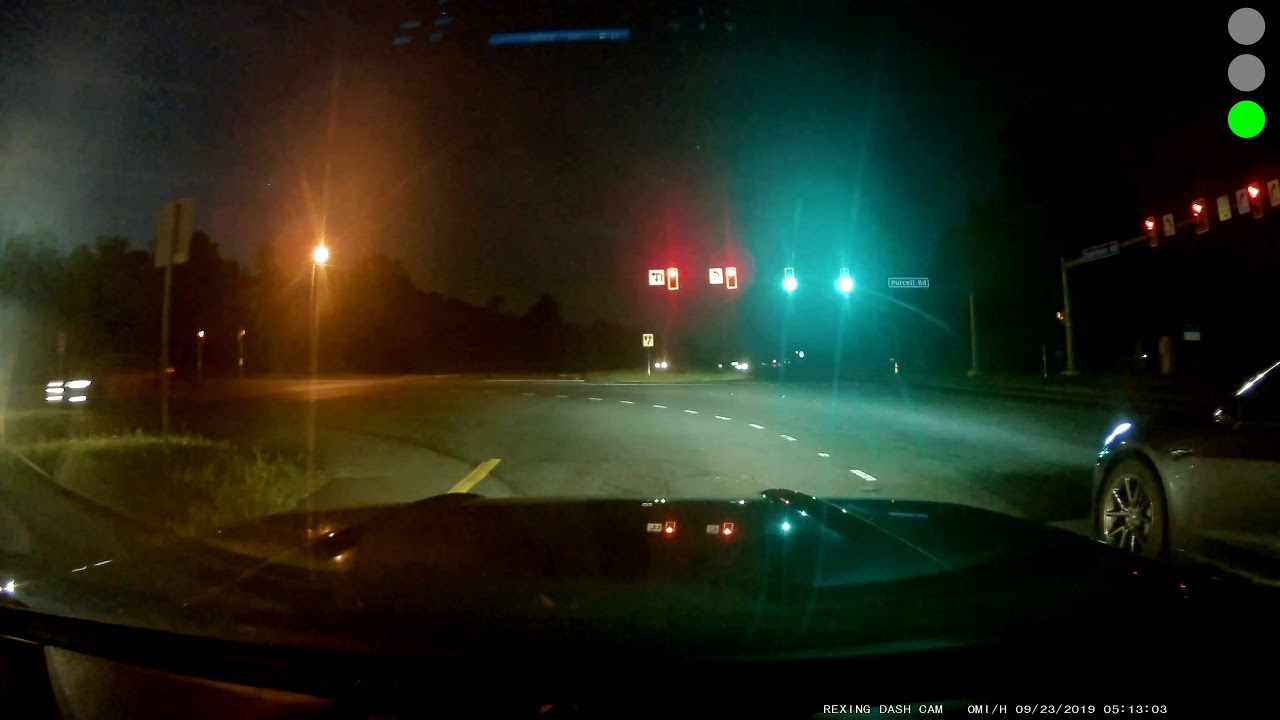 Dump Truck Running Red Light - Stupid Drivers on Dashcam - YouTube