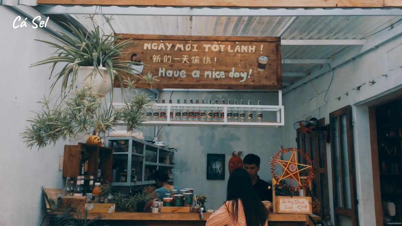 Ở quán cà phê của tuổi trẻ lạc lối | quay bằng ip 5s |... - youtube
