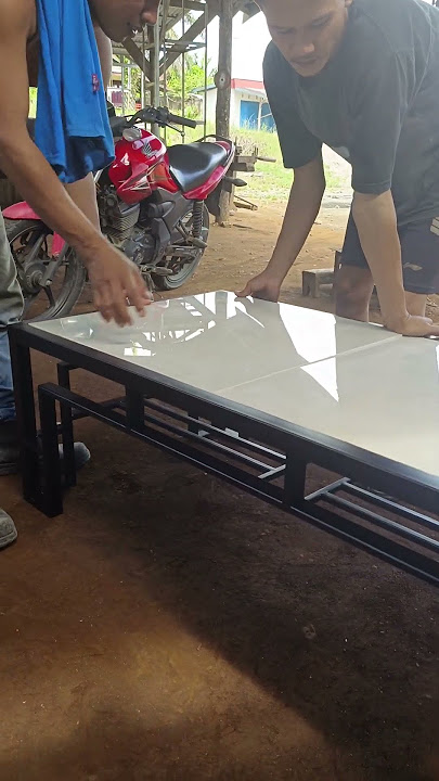 meja besi hollow minimalis