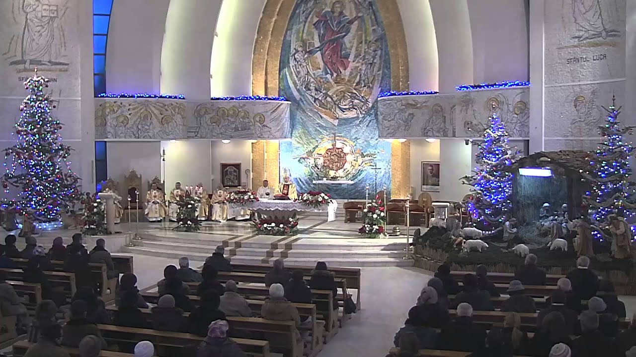 Iasi (catedrala): Liturghia din solemnitatea Sf. Maria, Născătoare de Dumnezeu (2015) defensa y justicia