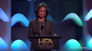 Jacqueline Bisset Presents the Foreign Language Award - HFA 2017 by HollywoodAwards 4,386 views 6 years ago 1 minute, 57 seconds