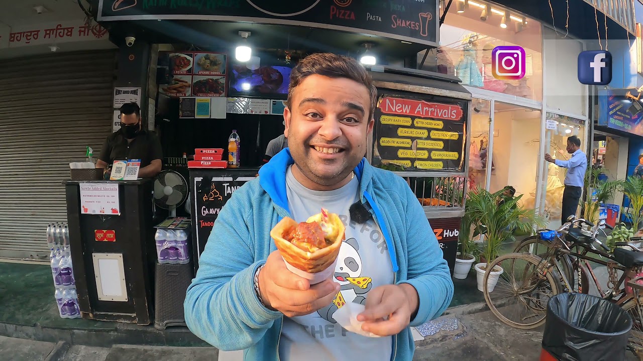 Rajauri Garden K Momos | The Momoz Hub | Butter Chicken Momos