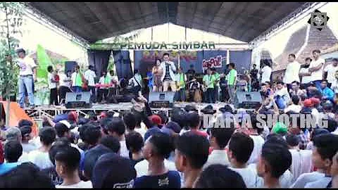 Nella karisma feat wandra live simbar tampo, White one nada musik