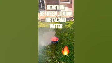 This is how lithium reacts with water!!💦 #shorts