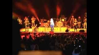 Video thumbnail of "Zucchero - Vedo Nero - LIVE ROMA Stadio Olimpico 23/07/2011"