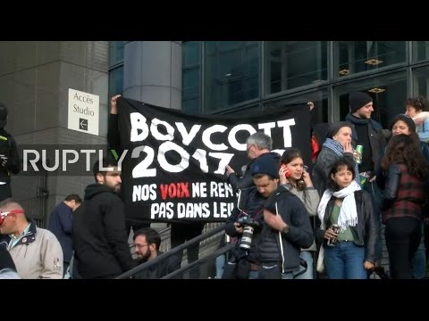 LIVE: Protests hit Paris on presidential election night