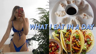 WHAT I EAT IN A DAY! getting fit and healthy again! healthy recipes + health update!