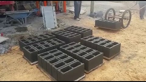 hot sale QTJ4-40 hollow block making machine working in client