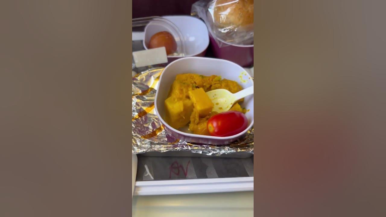 food-review-thai-airways-indian-veg-meal-asian-veg-meal