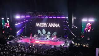 Download lagu Avery Anna - Make It Look Easy LIVE @ C2C FESTIVAL BERLIN 09.03.2025 Germany Mainstage