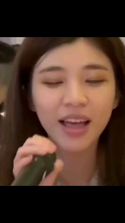 美少女婚宴中坐着唱'對的人'，真的是高手在民間！ #伴我生活的好歌 #戴愛玲 #對的人