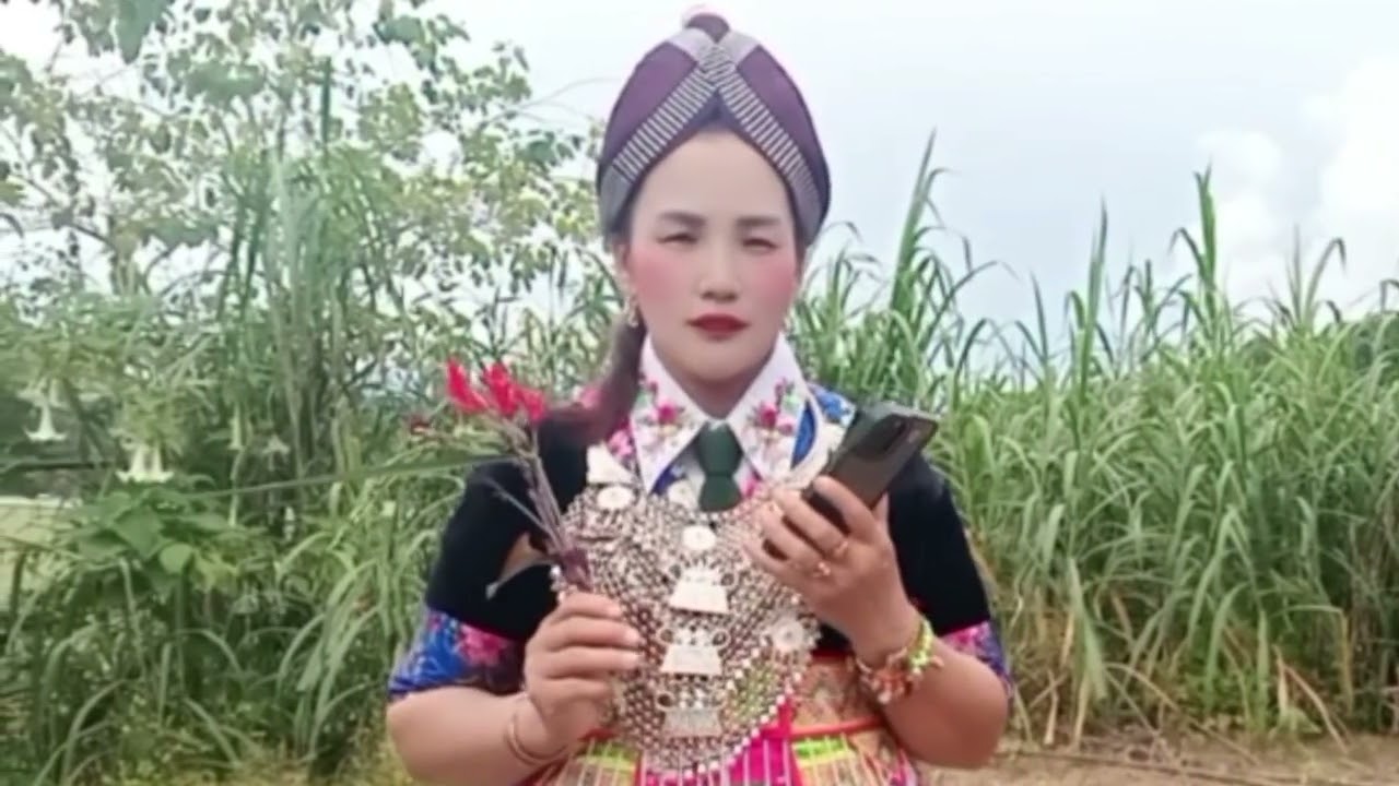 Kaj sia muas hais ib zaj kwv txhiaj rau tooj tsuas vaj ngob sa nplog