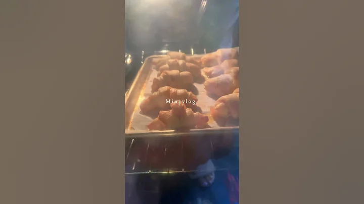 CROISSANT sourdough #sourdoughbread #croissantsourdough