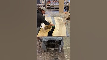 Making a Beautiful Black Walnut Dinning table using Back Resin