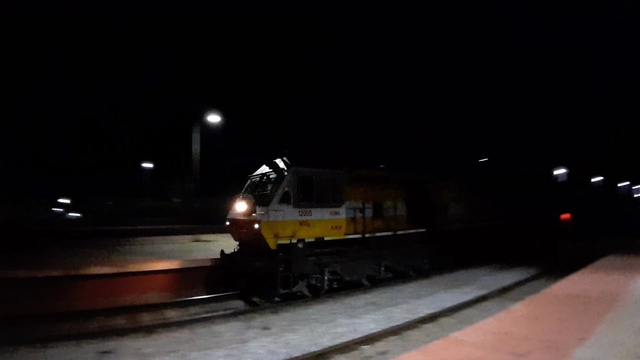 Surprisely Skipping of Fright With MANGO LIVERY at Tumakuru || Boxn With Ubl Wdg 4 12005 + 12002