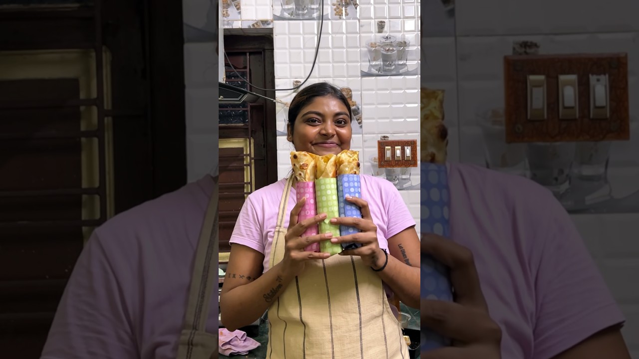 Chalo aj street style Egg-Chicken Roll banate hain 🌸❤️