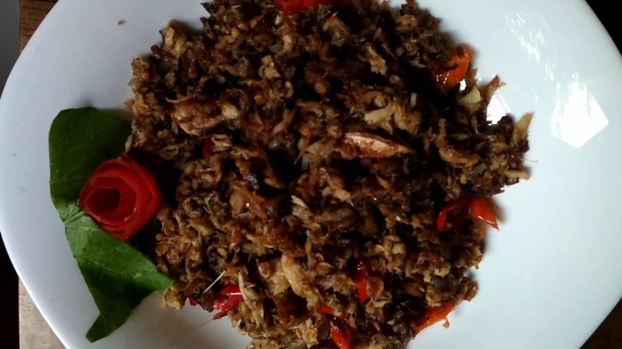 Tongkol suwir Pedas lalapan pare dan pete - YouTube