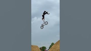 Thumbnail of My Favourite BMX Trick!