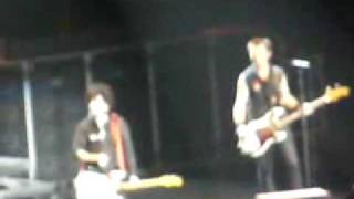 Green Day - Castaway [Live @ Madison Square Garden, NY 2009]