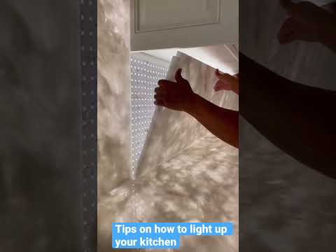 Video: Verlichting in de keuken: hoe je gemak en comfort tekent met LED's