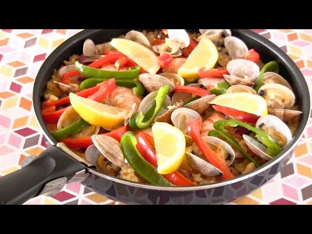 Cómo Hacer Paella Japonesa (How to Make Japanese Paella) フライパン パエリア レシピ | ochikeron