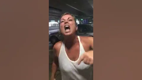 White supremacist Mary Beth Geary freaks out after...