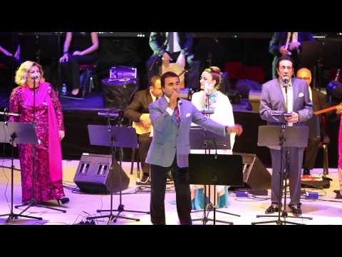 Türküler Bizi Anlatır - Bursa Kültür Festivali (Selahattin Alpay - Etek Sarı)