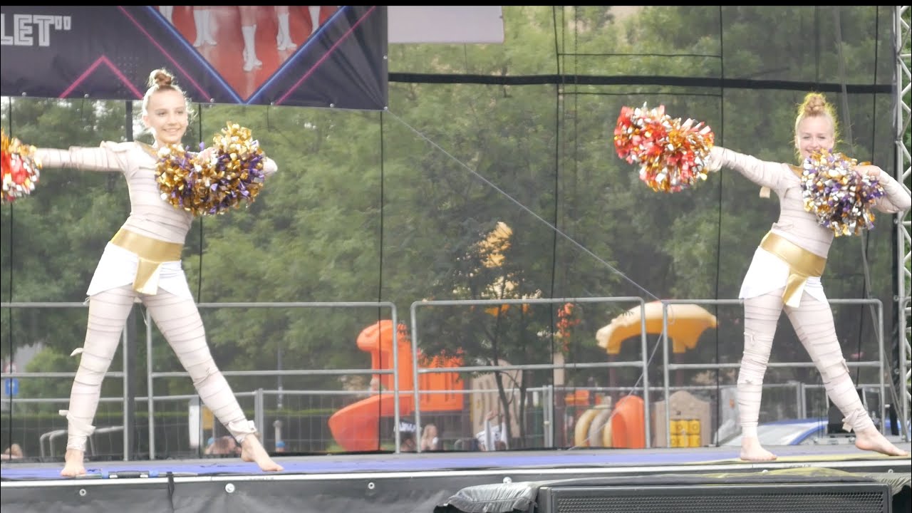 Mażoretki Azaria - Piekary Slaskie | pompon duo trio | Knurów