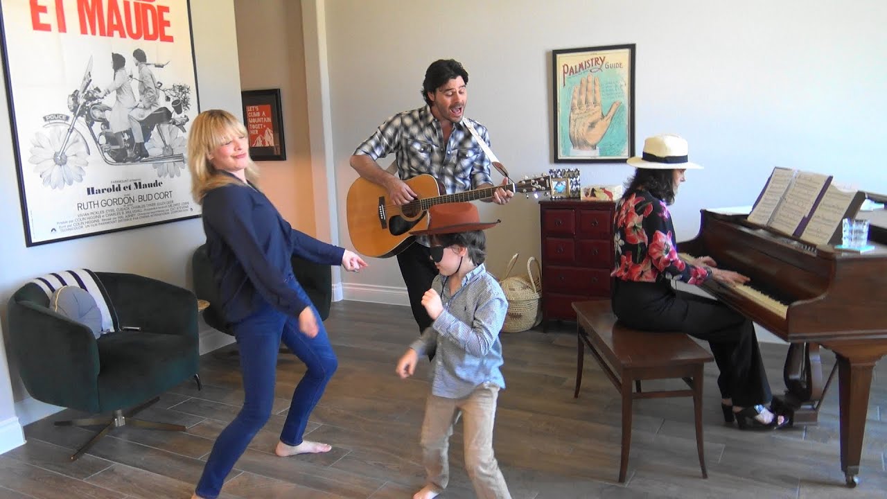 Rocky Raccoon - YouTube