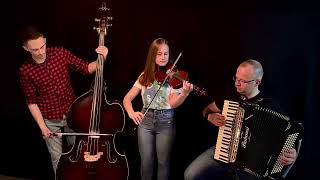 Video thumbnail of "Sądeckie zegary - trio"