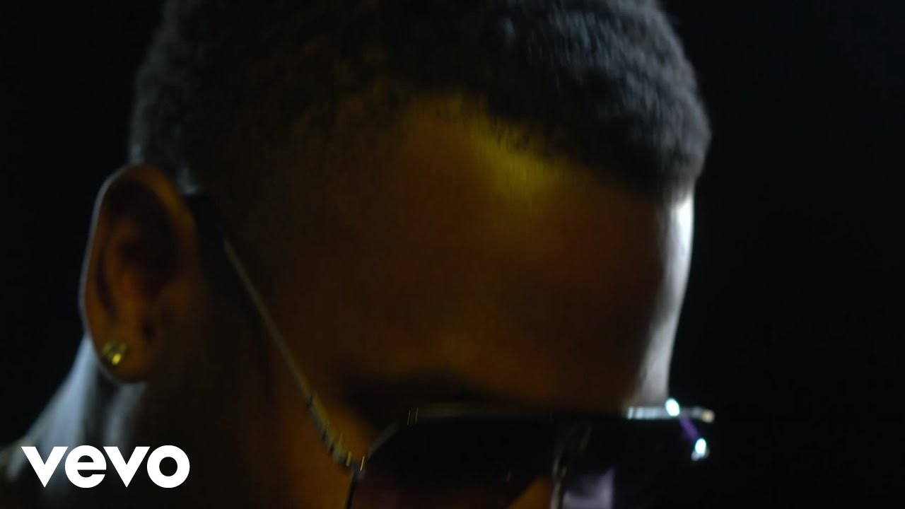 Tonio Armani - Tennessee Whiskey Tonio Armani - Tennessee Whiskey