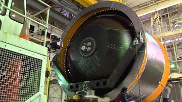 NASA Tests Large Composite Rocket Tank