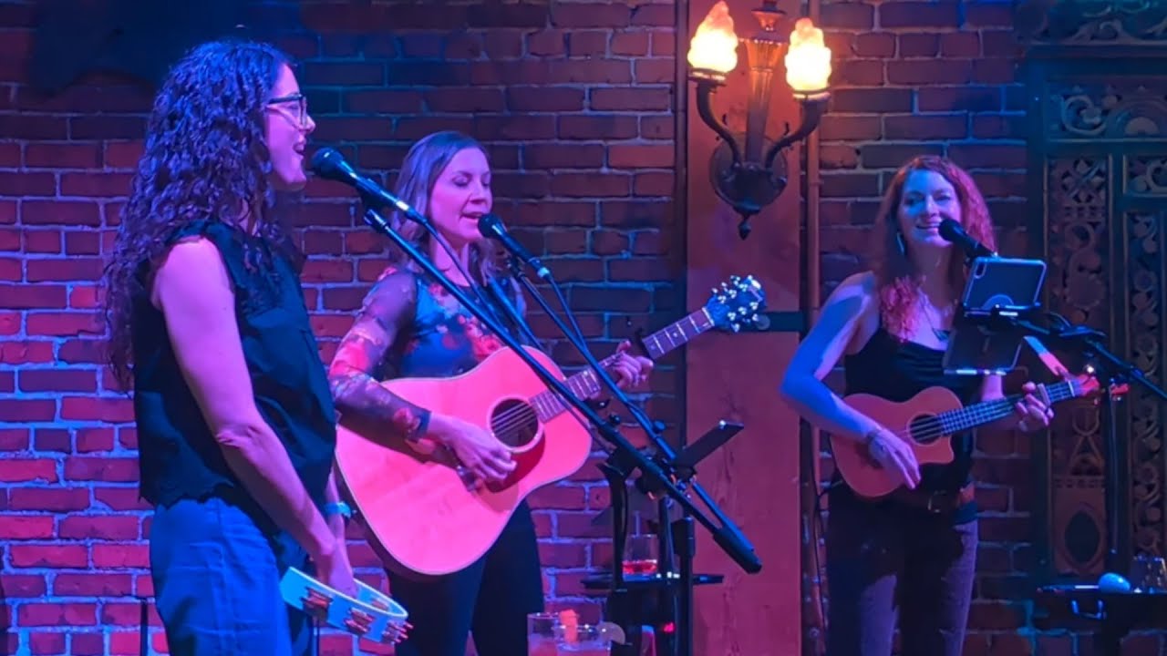 The Cider Janes at McMenamins White Eagle Saloon, Portland, Oregon