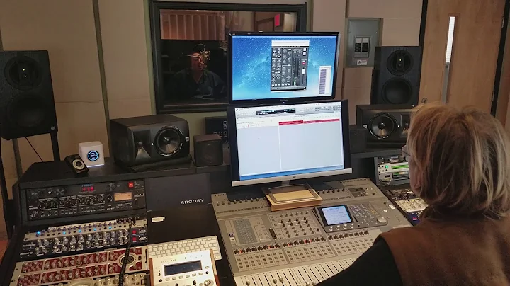 The "Singing Farmer" visits Studio 330