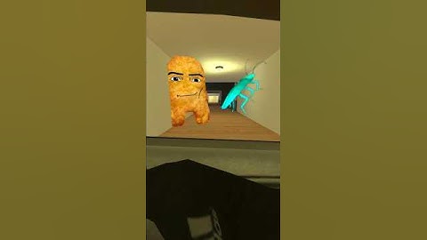 Indian Cockroach Super, Chicken Nugget And Yoshie chase me in Liminal Hotel Nextbots Gmod