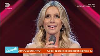 Serena Autieri canta Tu si na cosa grande salutando la Carrà
