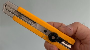 How to safely break off a snap off utility knife blade