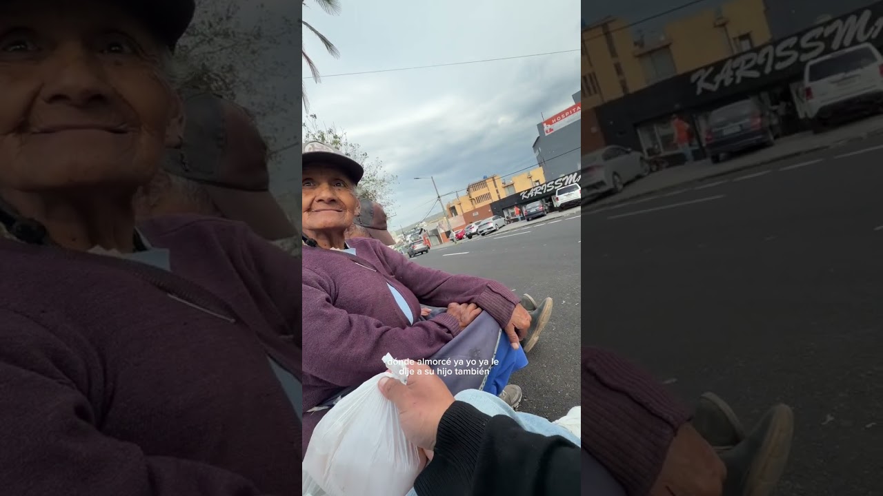 Ayudando a las personas en la calle ❤️ P/1