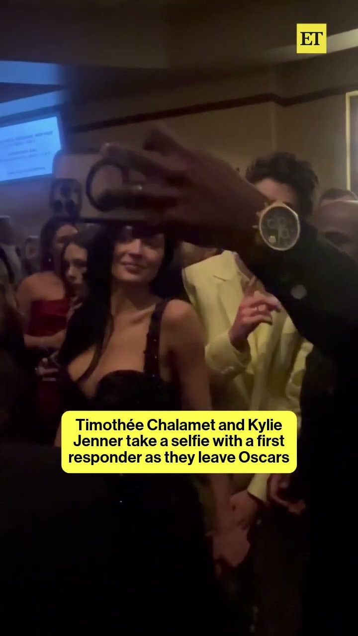 Timothée Chalamet and Kylie Jenner shared an adorable moment as they were leaving the #Oscars