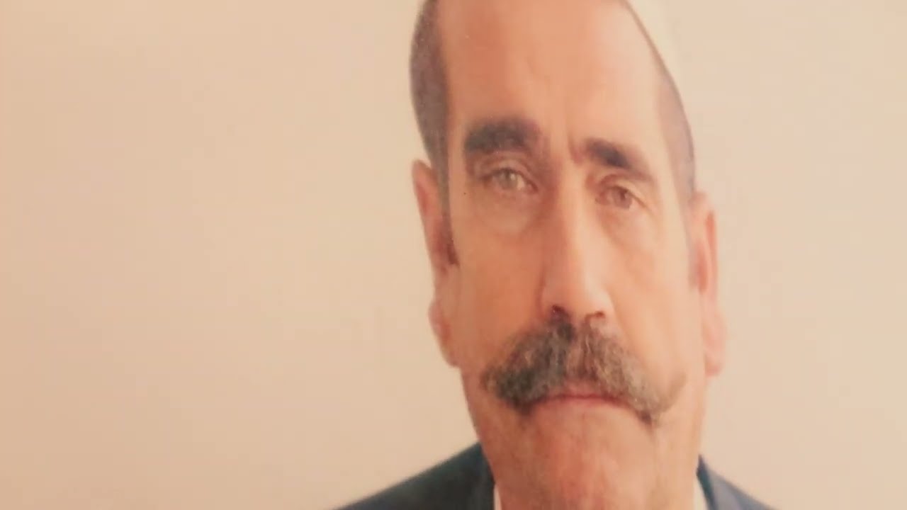 Remzi Krasniqi me grupin e tij këngë për Luftëtarin Banush Gashi