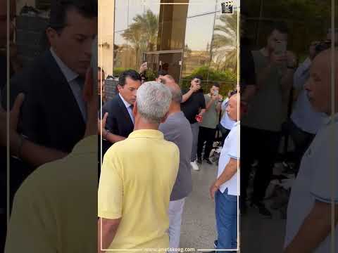 وسط حارسه أمنية وصول وزير الشباب والرياضة لمسجد حسن الشربتلي لصلاة الجنازة على الكابتن ايهاب جلالة