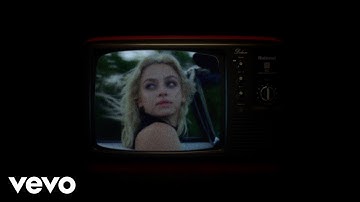 Mvlholland - 83 (Lyric Video)